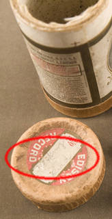 Cylinder container with labeling