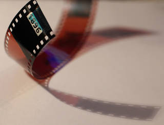 Chromogenic negative red-orange cast